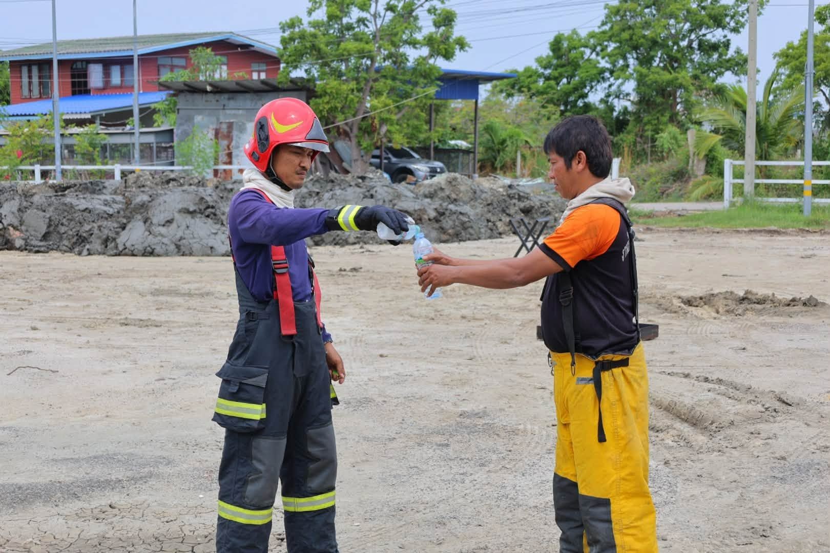 ฝ่ายป้องกันและบรรเทาสาธารณภัย จัดทำโครงการอบรมและฝึกซ้อมแผนการป้องกันอุบัติภัย ประจำปีงบประมาณ พ.ศ.๒๕๖๙