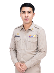 นายวรณัฐ จันทร